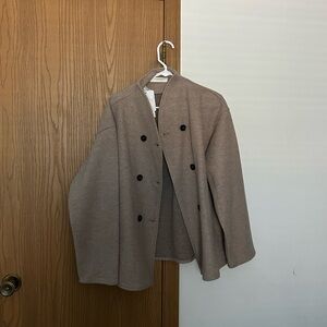 Commense Oversized Button-Down Jacket